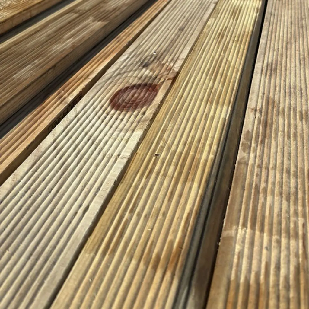DECKING - Radiata Pine Merch Grade Grip H3.2 Treated | 100 x 25 x Random Lengths (90x19)
