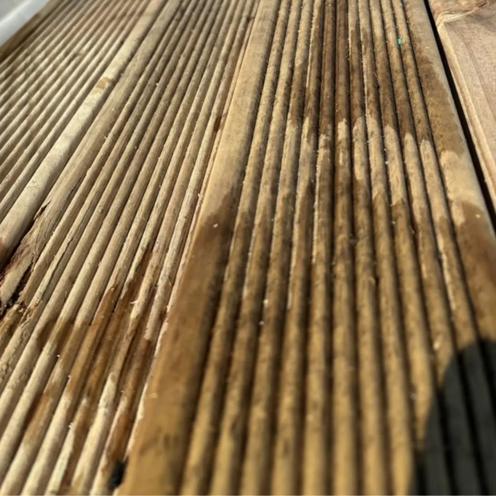 DECKING - Radiata Pine Merch Grade Grip H3.2 Treated | 100 x 40 x Random Lengths (88x32)