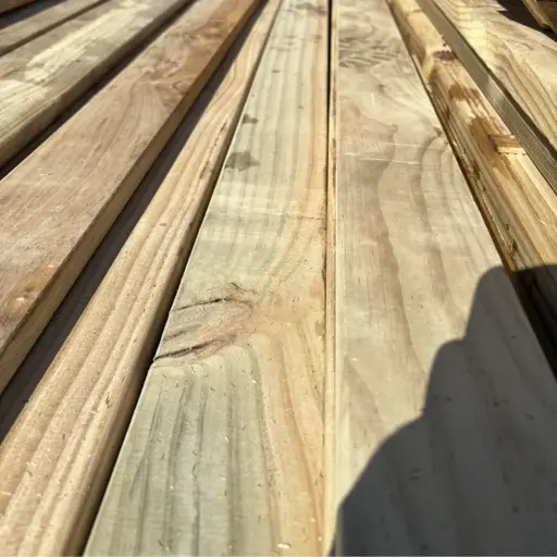 [DS10025M] DECKING - Radiata Pine Merch Grade Smooth H3.2 Treated | 100 x 25 x Random Lengths (90x19)