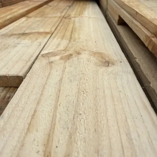[BOX200] BOXING Radiata Pine Untreated Rough Sawn 200 x 25
